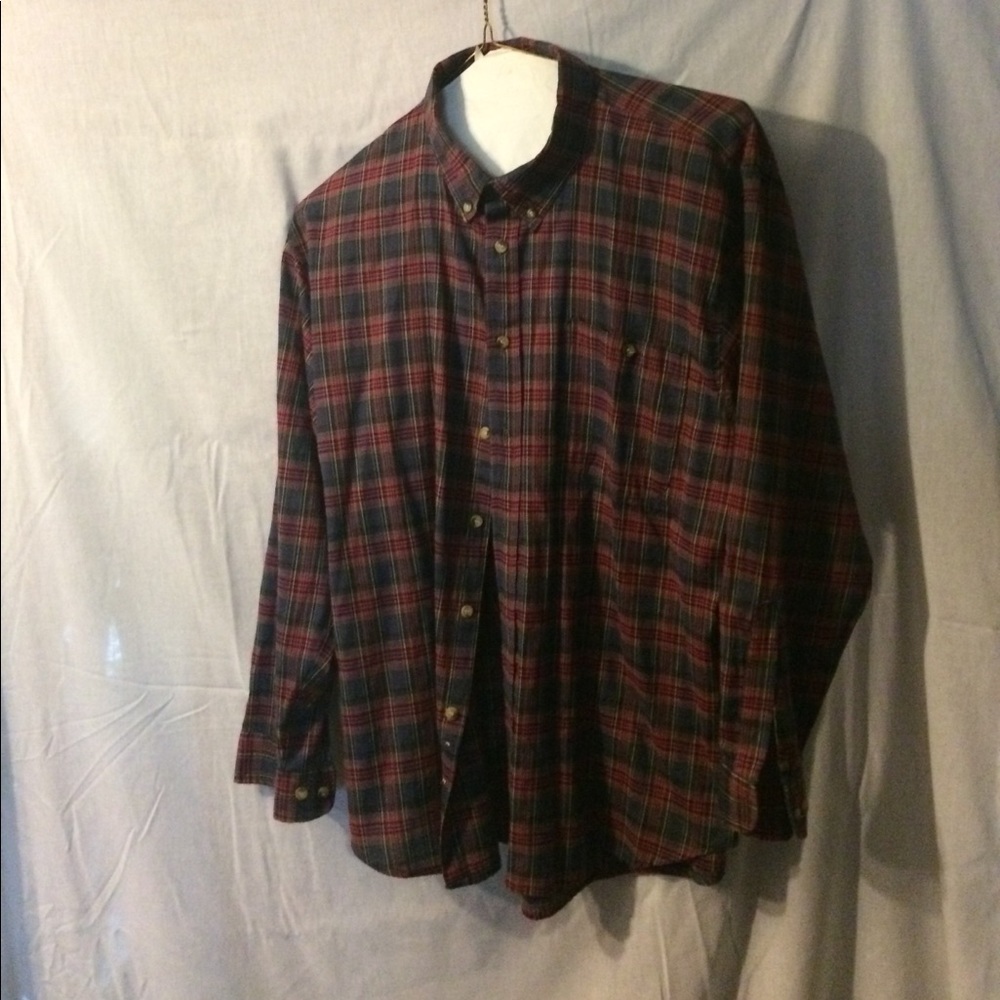West creek America size medium. Stripe button top