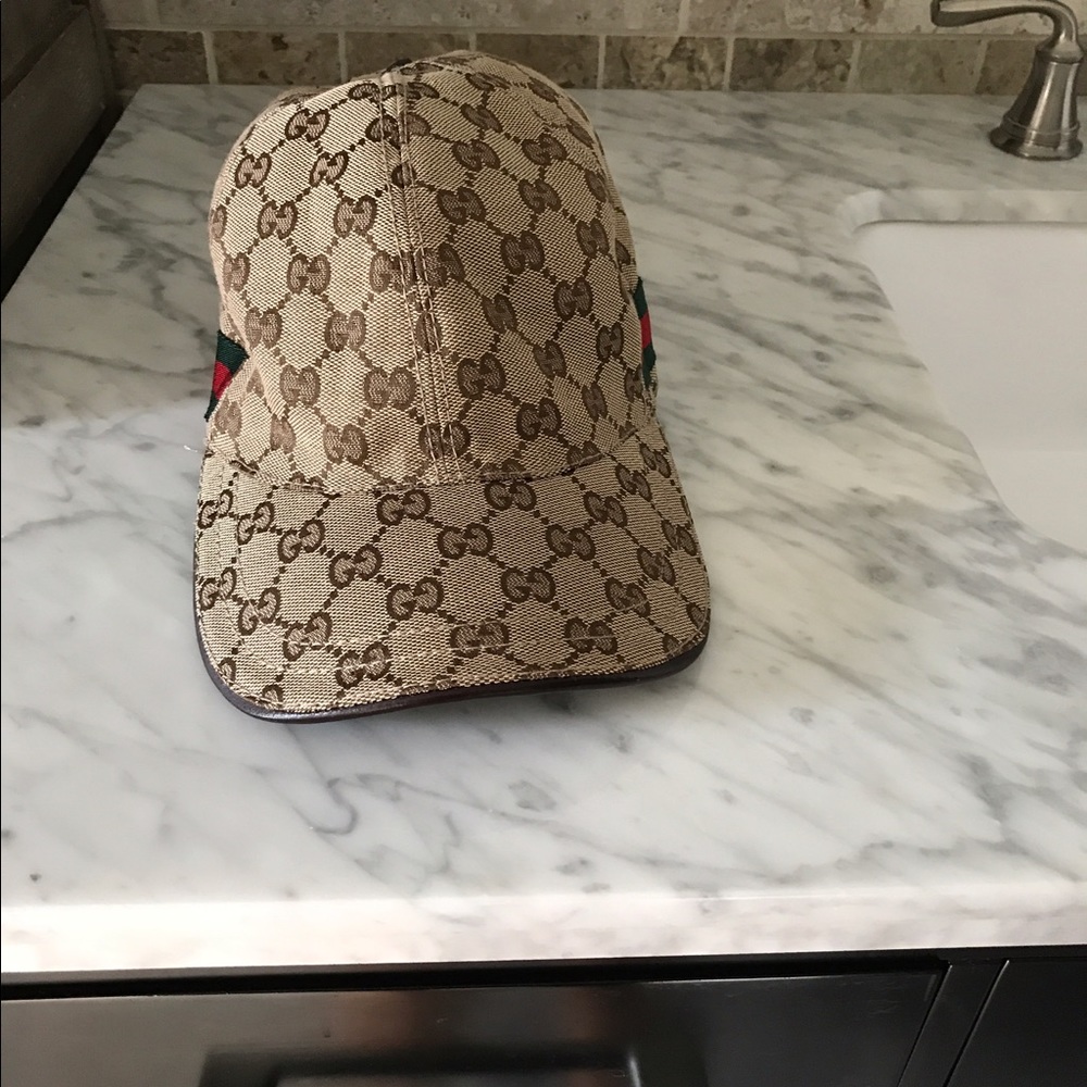 Gucci hat