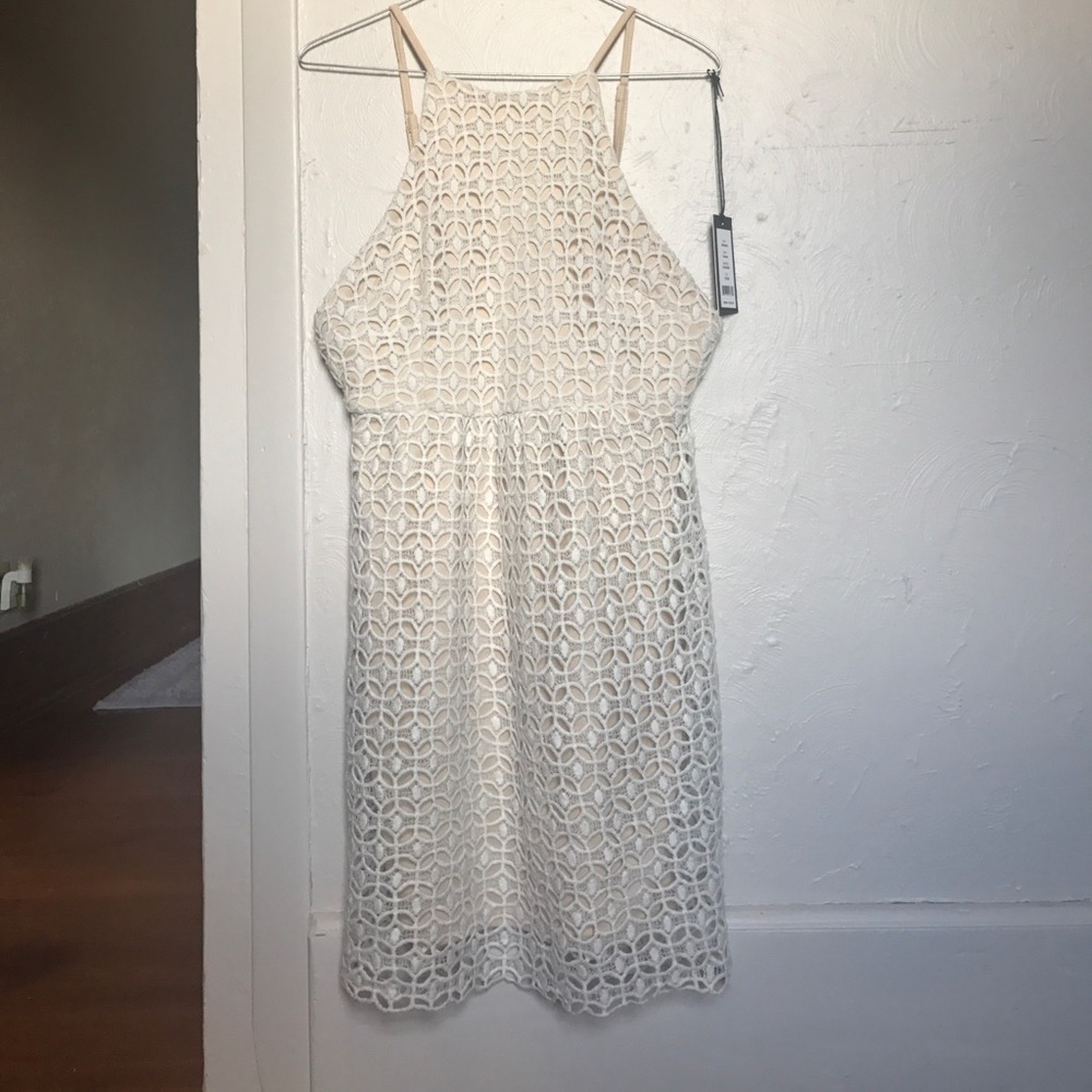Romeo + Juliet Couture cream/lace *PRICE'DROP*