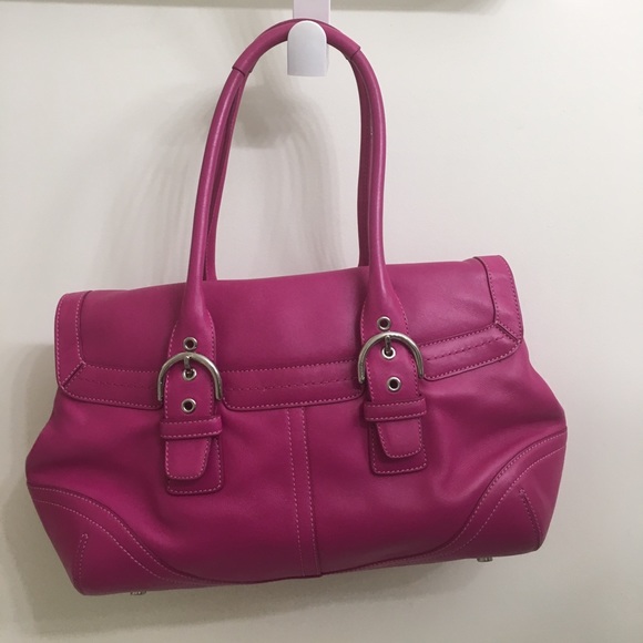 Bright pink coach bag - Picture 2 of 4