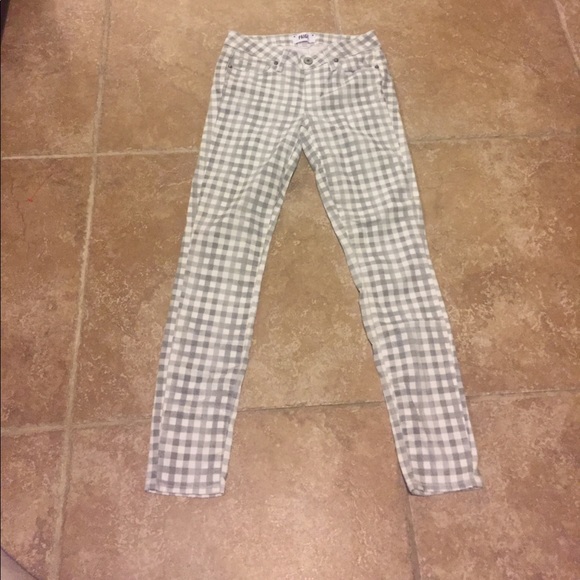 Jeans Paige - Picture 2 of 3