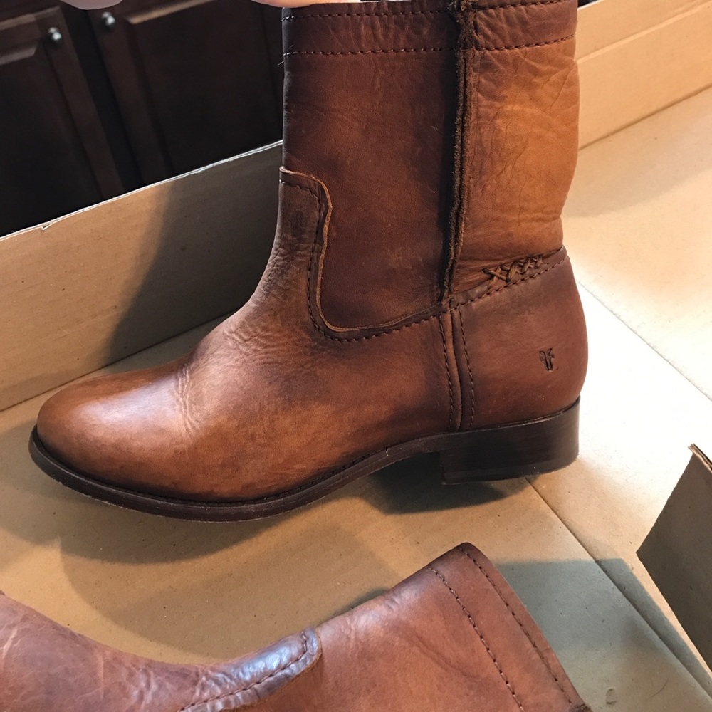 Frye Boots/Cara Short/Cognac/Size 7