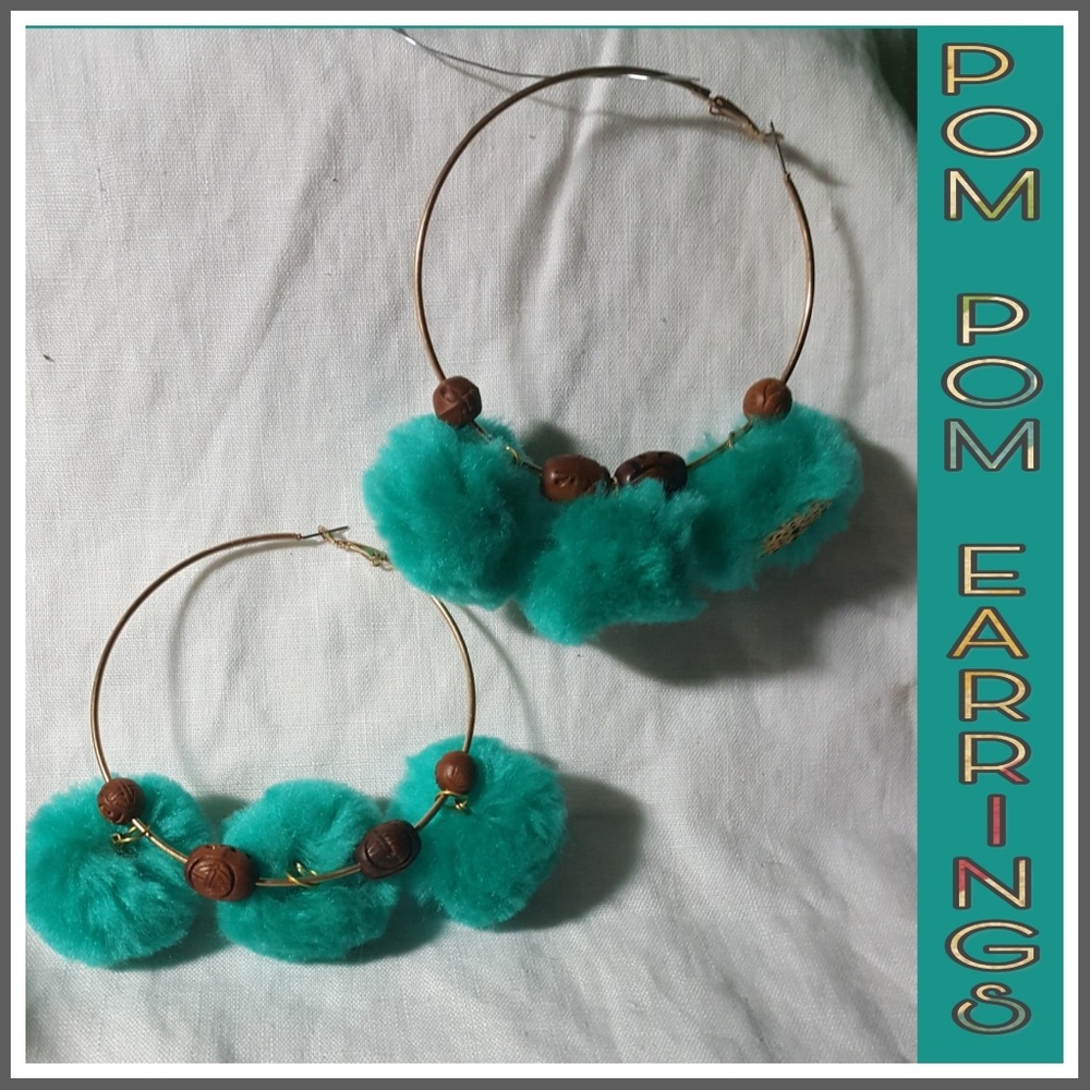 🆕️POM POM & WOOD BEAD HOOPS