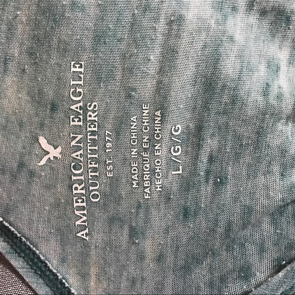 American Eagle Top - Picture 4 of 4