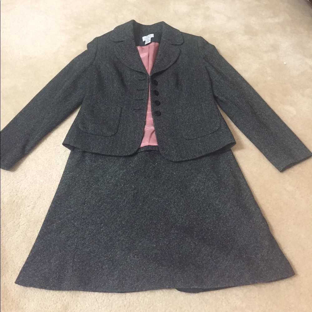 Ann Taylor Loft business jacket and skirt