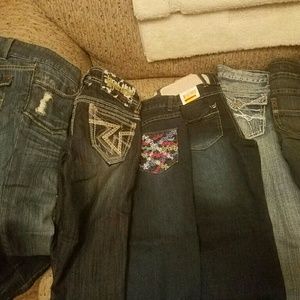 ??12 Pair??Capris!!!