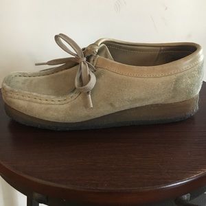 Women's Clarks Wallabees