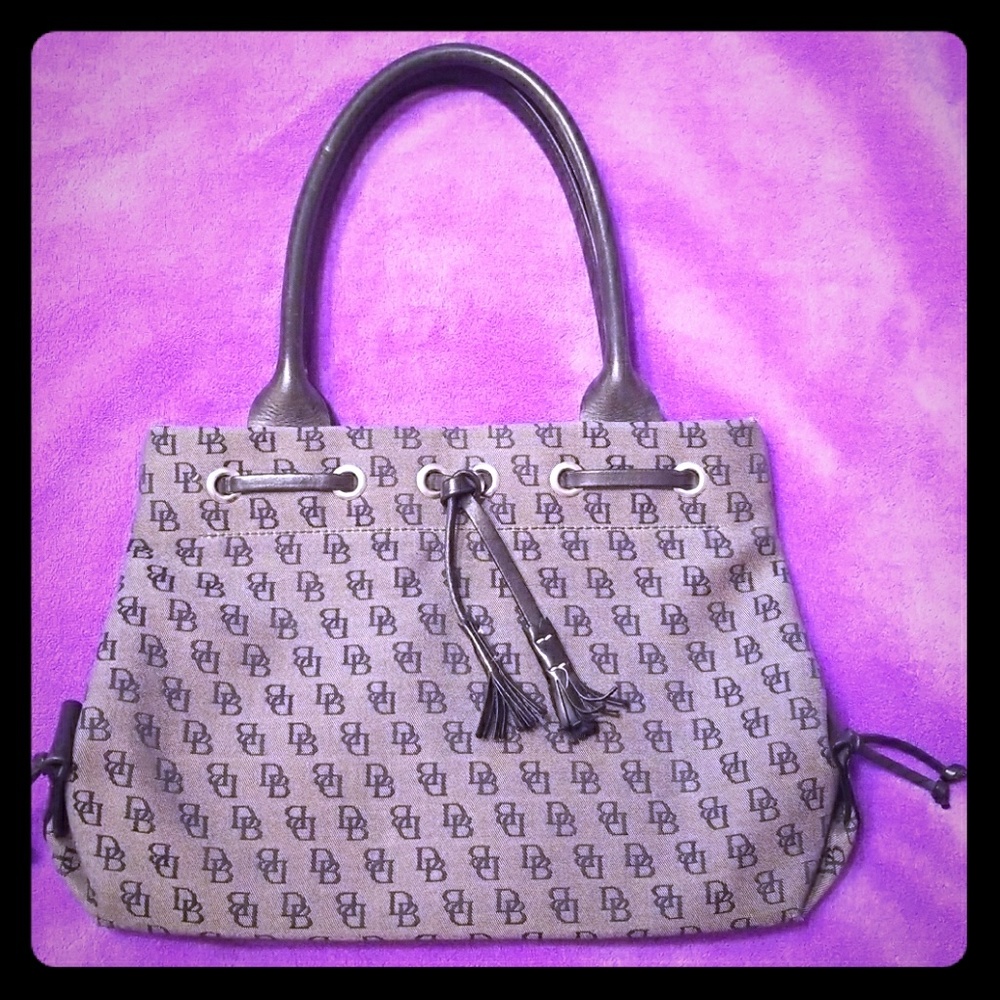 Dooney & Bourke Purse