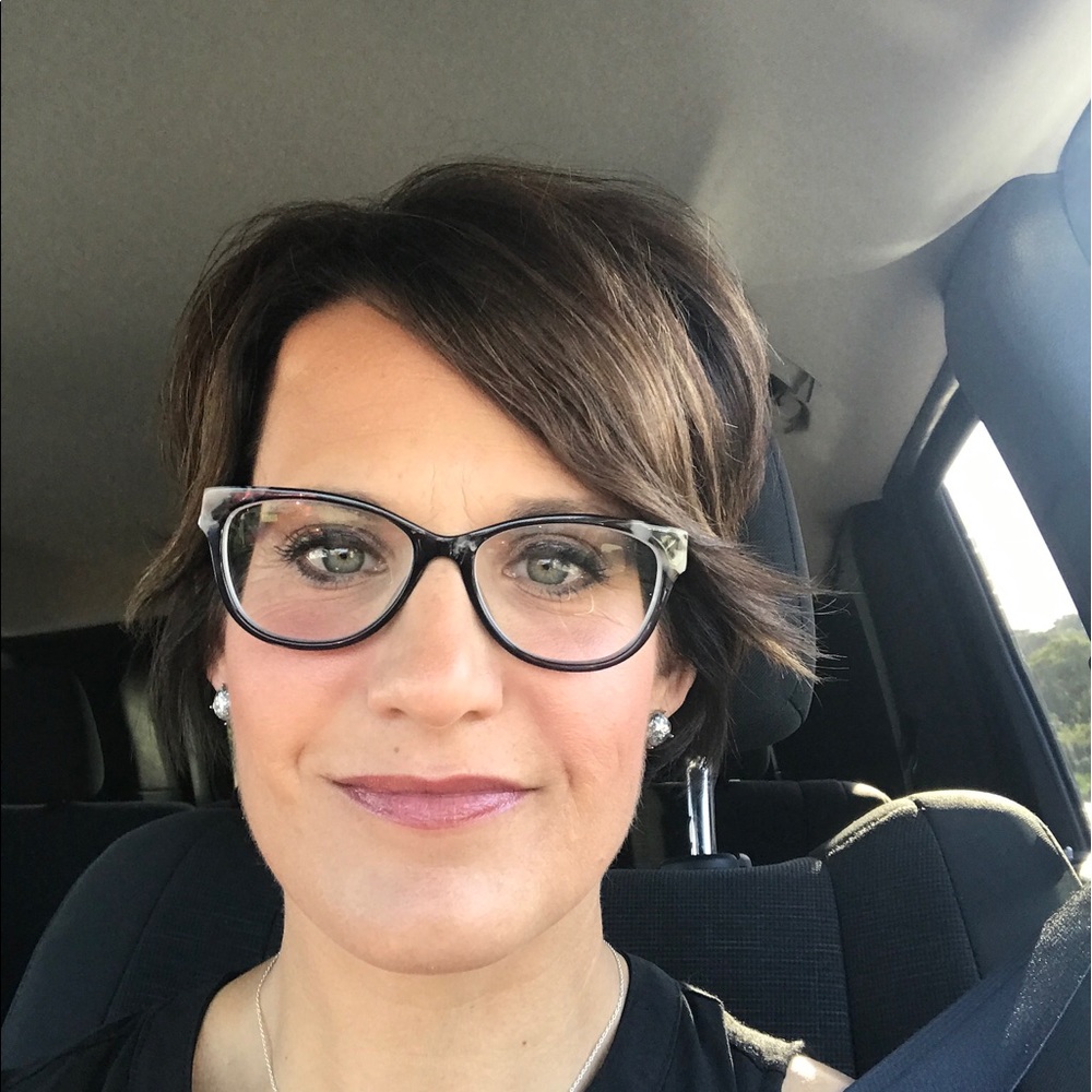 Meet your Posher, Andrea