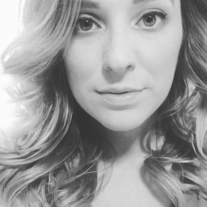 Meet your Posher, Amanda ellen