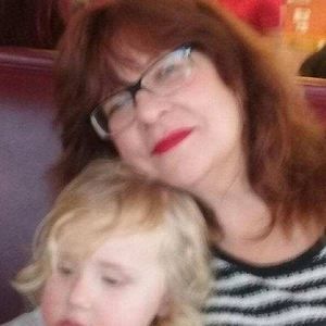 Meet your Posher, Valerie