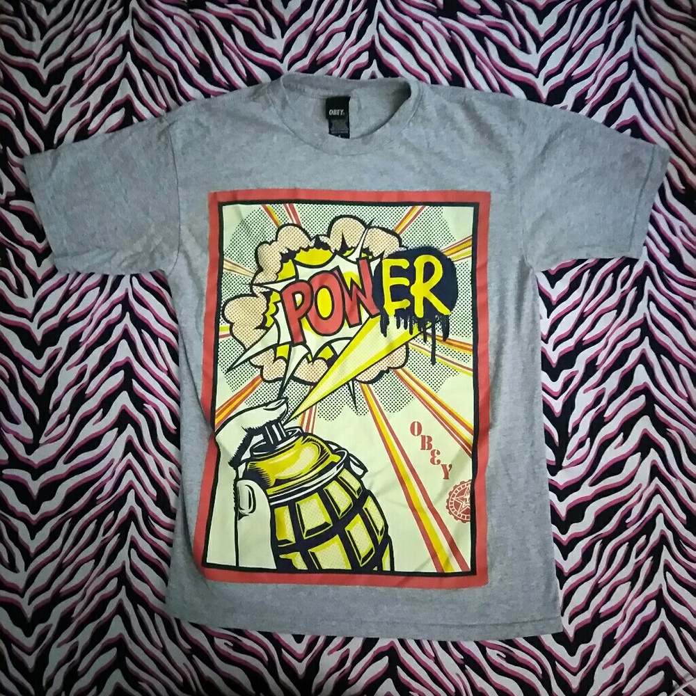 Obey tee