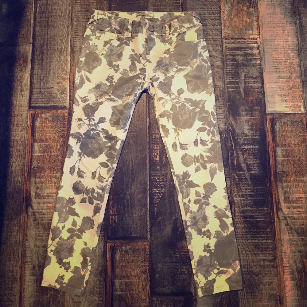 Free People floral capri jeans - lightly worn