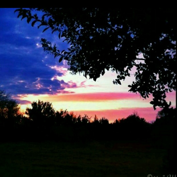 Meet your Posher, Melissa - Picture 1 of 1