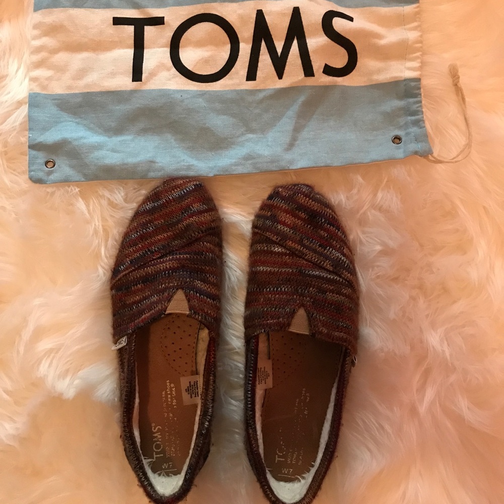 Multicolored TOMS