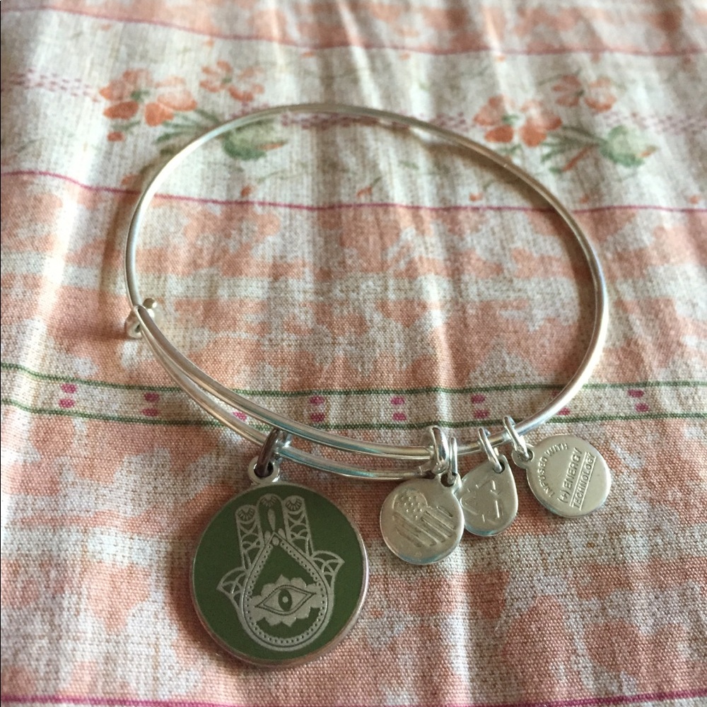 💚👁Alex and Ani bracelet