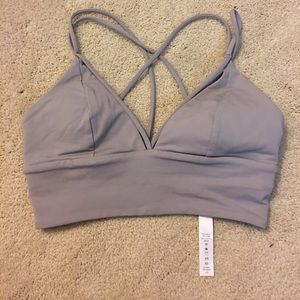 Lululemon pushing limits bra size 4