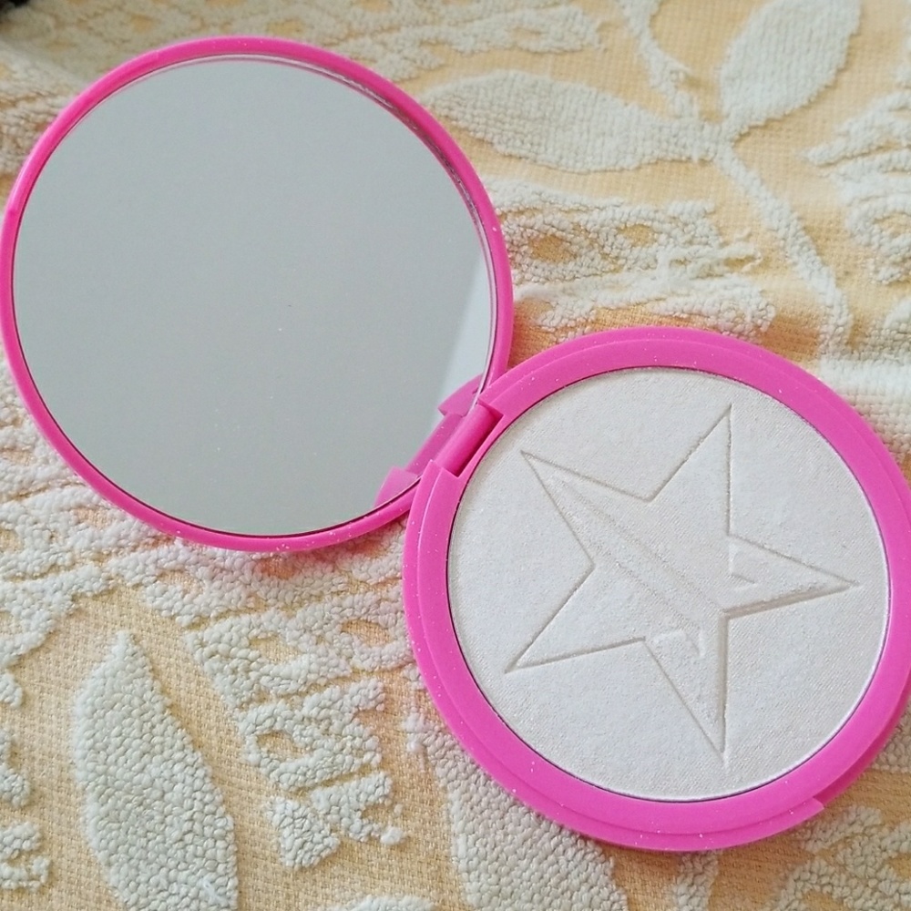 Jeffree Star Cosmetics Skin Frost- Ice Cold ❄