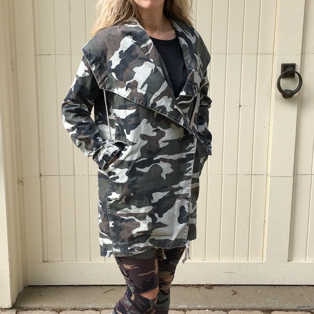 Camo jacket/coat - Picture 5 of 5