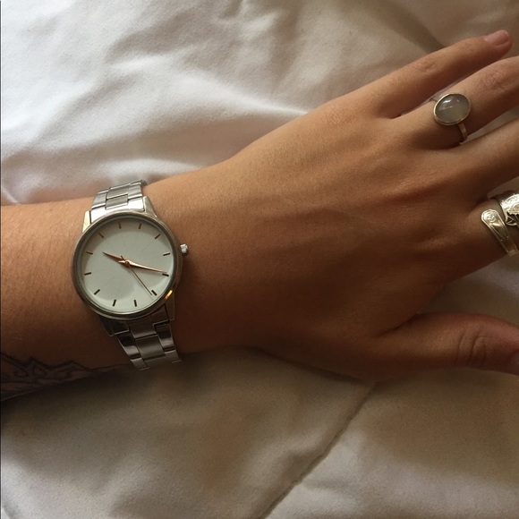 Silver Watch - Picture 3 of 4