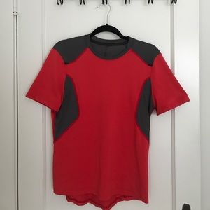 Lululemon metal vent