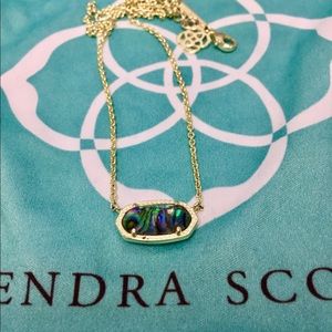 Elisa Pendant Necklace In Abalone Shell