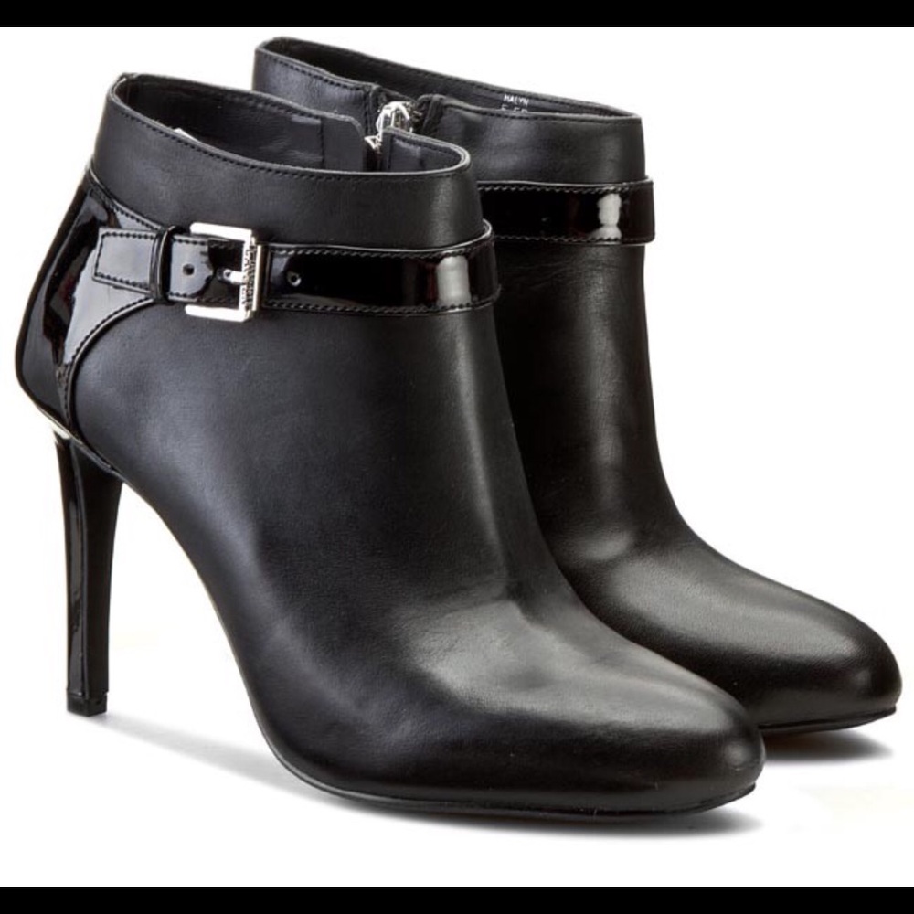 Ralph Lauren Halyn Bootie 8M