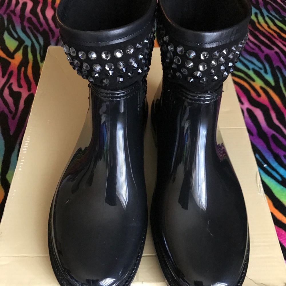 Michael Kors Dani rainboots☔️ NO TRADES💎 - Picture 5 of 5