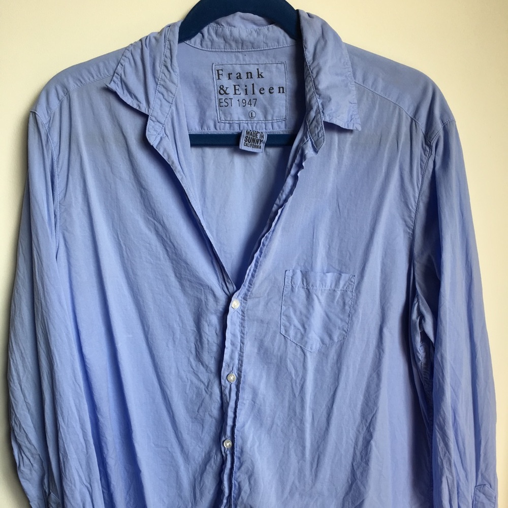 Frank &a Eileen Blue Button Down