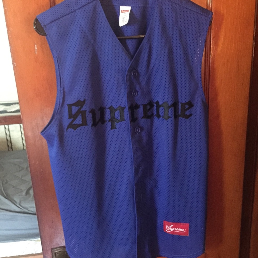 Supreme Vest
