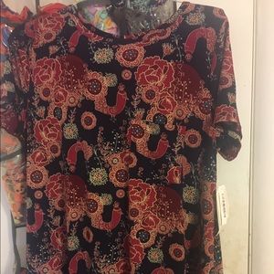 NWT LuLaRo Carly size small