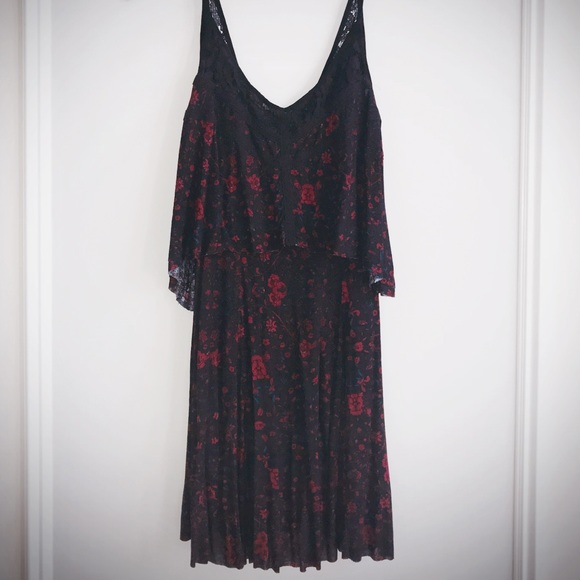 Ecote Tank Dress w Double Layer & Lace Detail - Picture 2 of 7