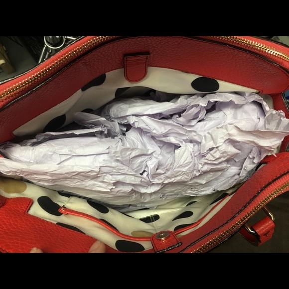 NWOT Kate Spade pebbled leather shoulder bag. - Picture 3 of 6