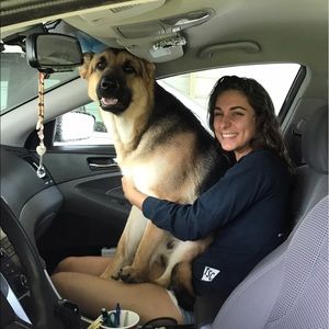 Meet your Posher, Caroline