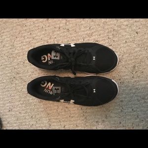 Men's under armour sneakers
