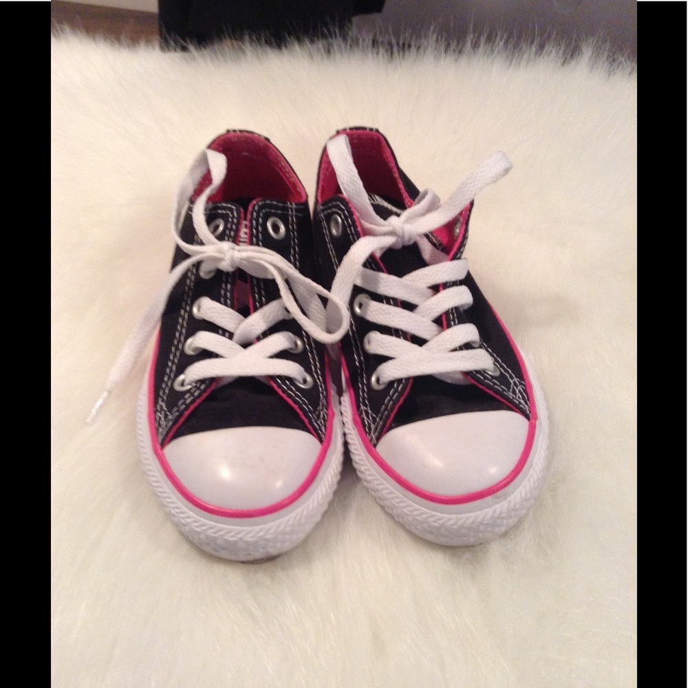Girls Converse