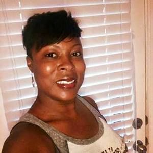 Meet your Posher, Felicia