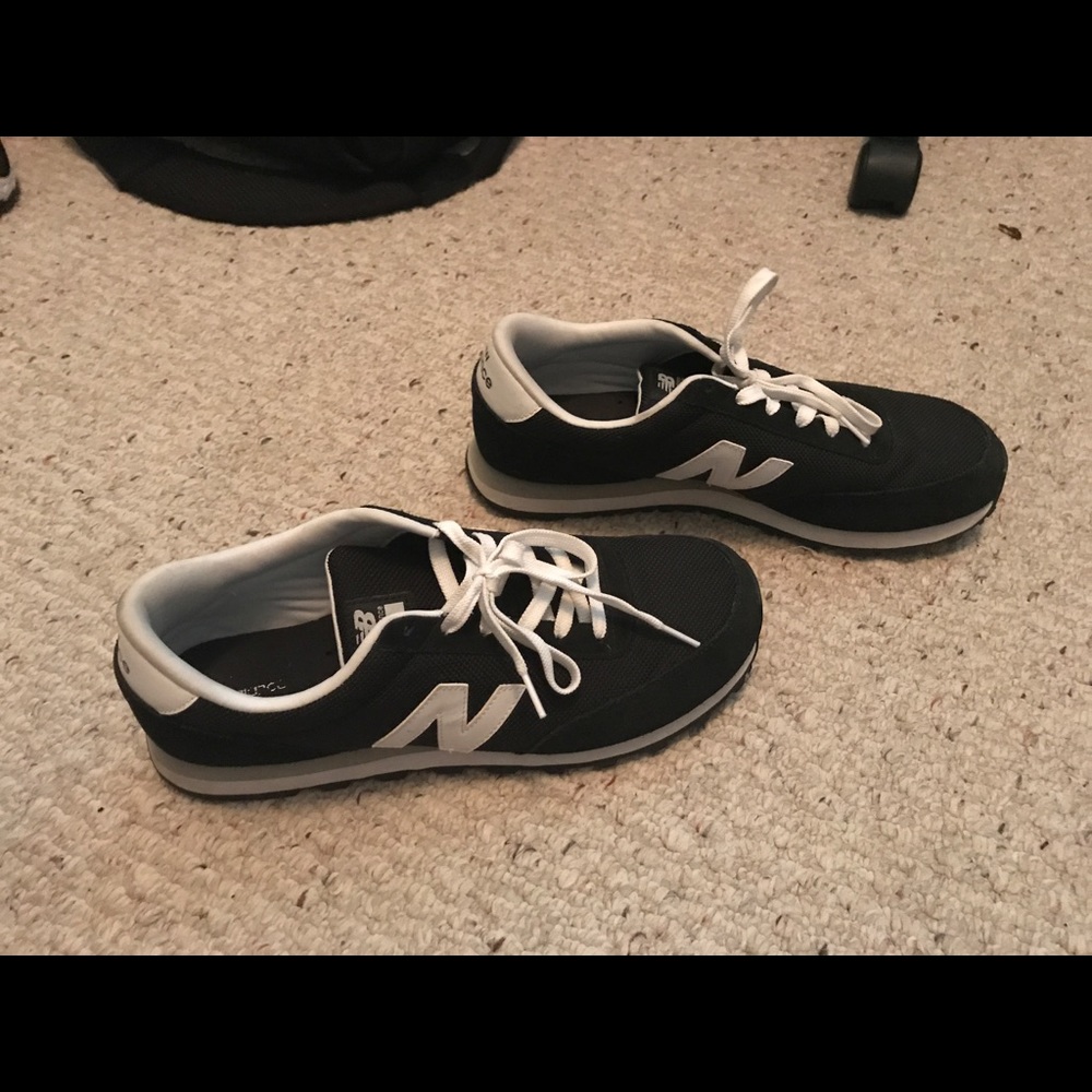 SOLD New balance men's sneakers