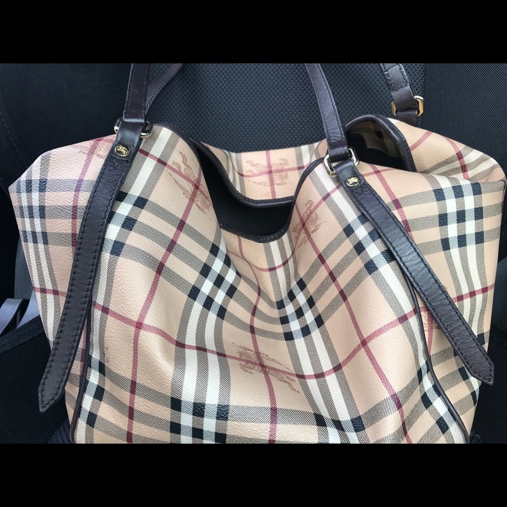 Authentic Burberry canter check purse