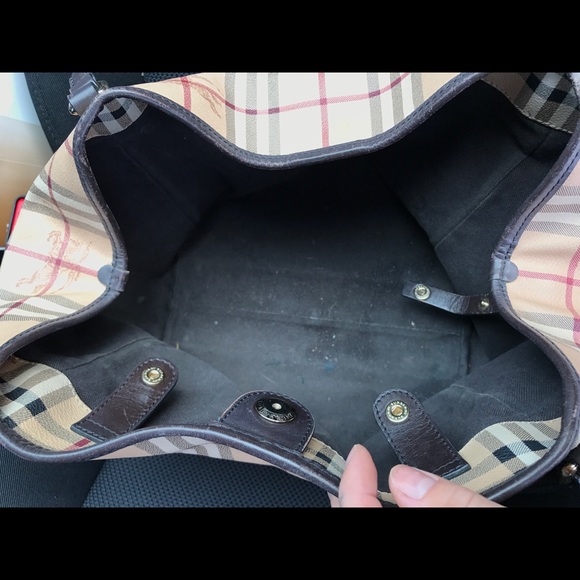 Authentic Burberry canter check purse - Picture 2 of 4