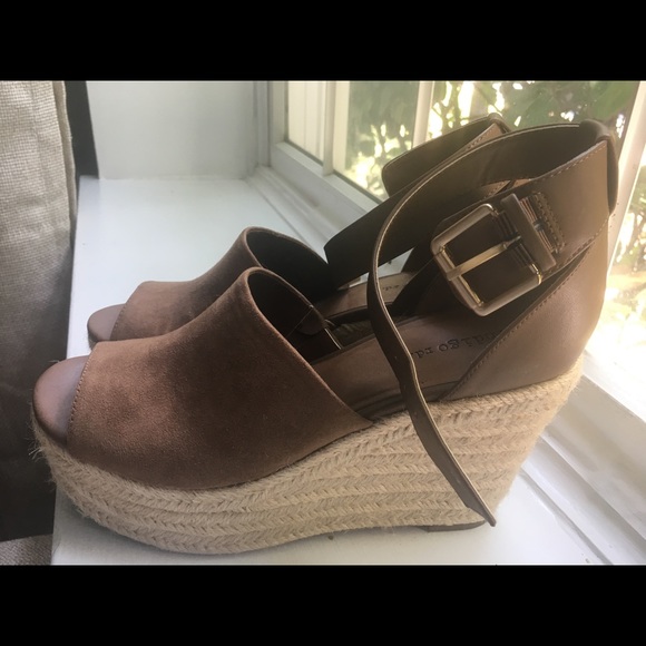 Shoes - Platform sandals