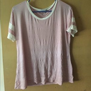 Light pink tshirt