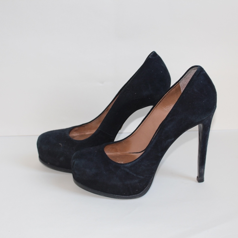 Pour La Victoire Suede Platform Pumps