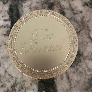 Too faced bronzer