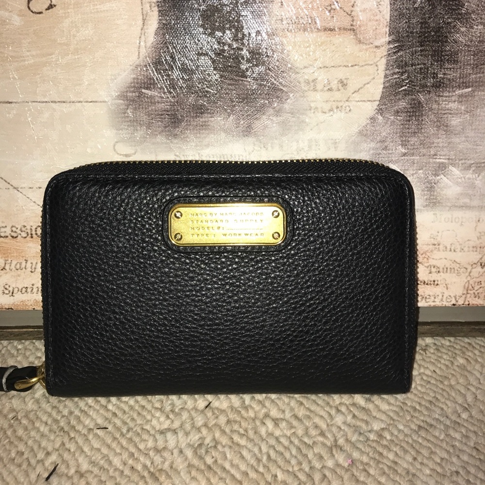 Marc Jacobs Wristlet