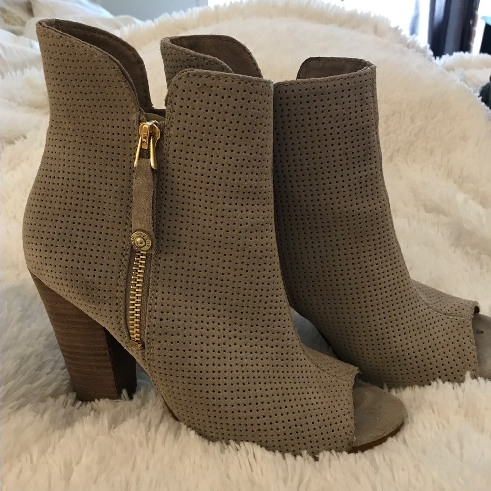 Guess Booties