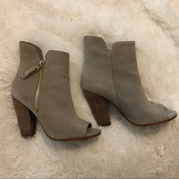 Guess Booties - Picture 2 of 2