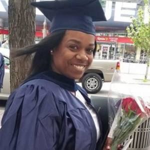 Meet your Posher, Monique