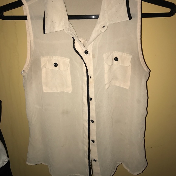 Button down blouse - Picture 1 of 2