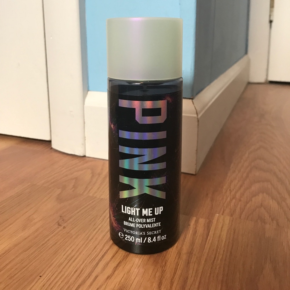 PINK light me up all-over mist!